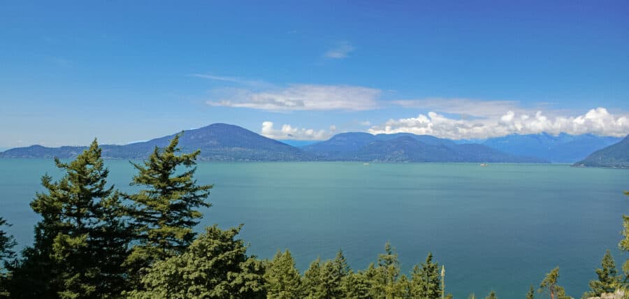 Panoramic Views across Howe Sound out to the spectacular mountain ranges beyond, Sea to Sky Highway, Canada