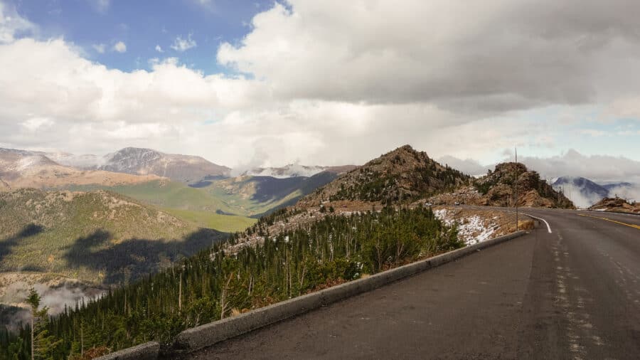 Trail Ridge Road in the Rocky Mountain National Park surrounded by endless mountain peaks, Colorado, USA