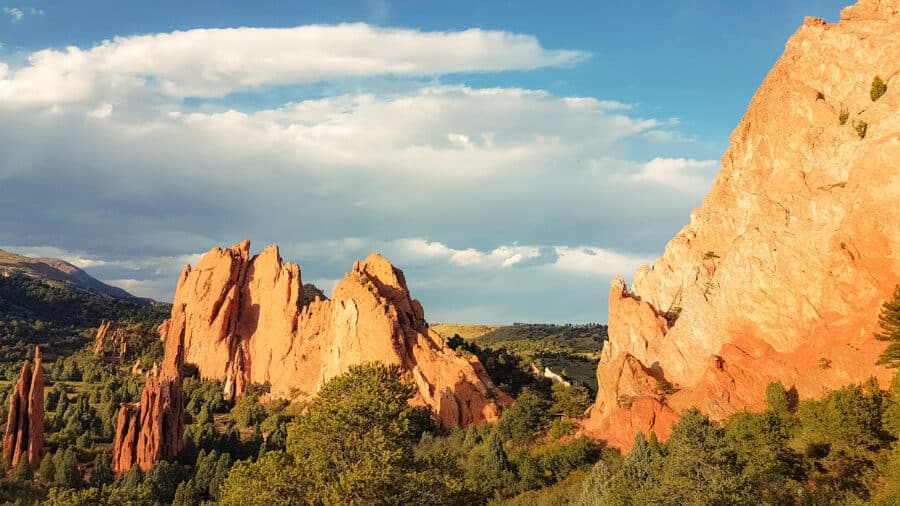 Impressive rock formations at Garden of the Gods, Colorado Springs, USA