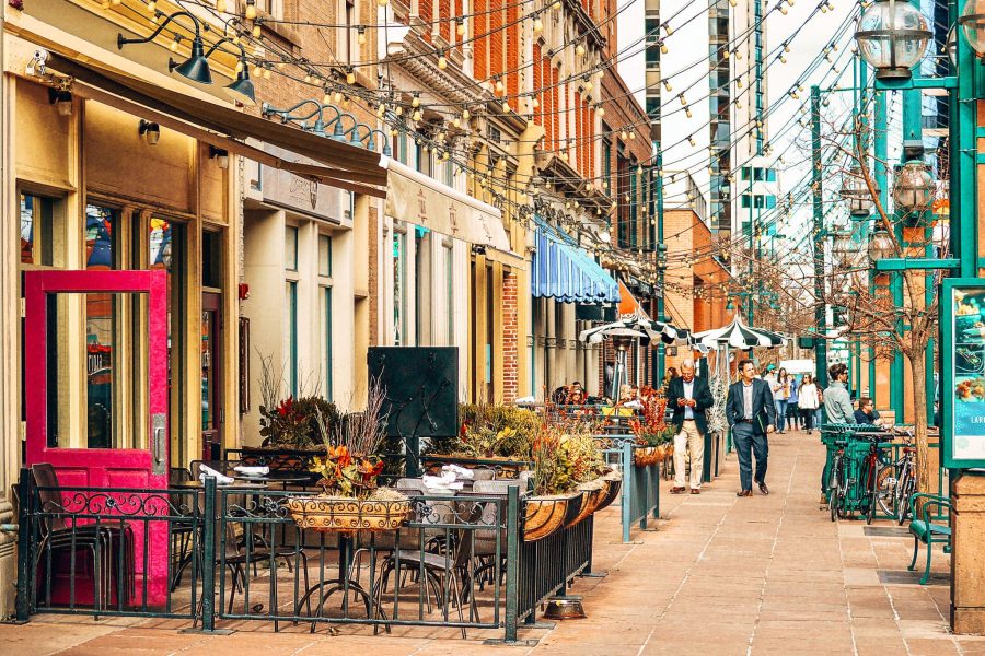 Shops and alfresco dining in Downtown Denver, Colorado
