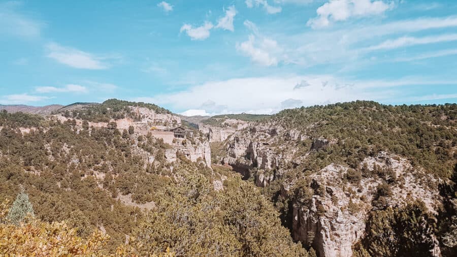 The Cave of the Winds, Colorado Springs is set in spectacular mountain scenery