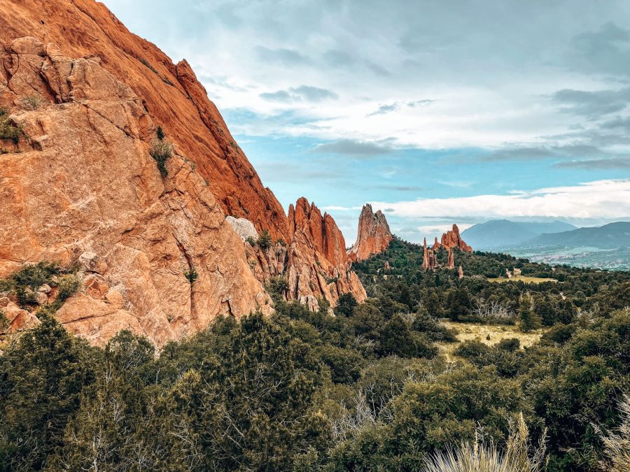 Huge red rock formations at Garden of the Gods, Colorado Springs