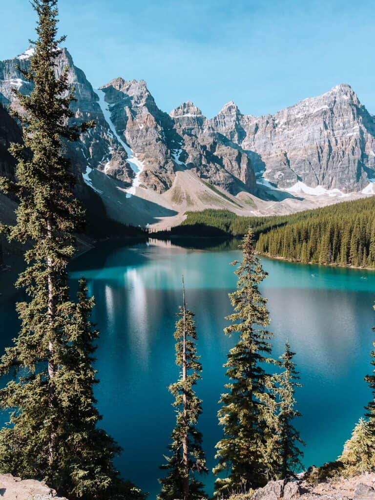 Moraine Lake is one of the most spectacular lakes in Western Canada, Banff National Park