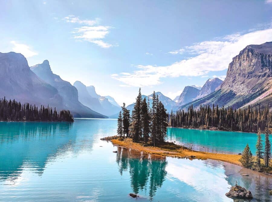 Peaceful Spirit Island sat in the middle of Maligne Lake; one of the greatest lakes in Western Canada