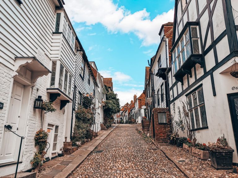 The stunning cobbled Mermaid Street with Tudor buildings on either side, Rye, East Sussex