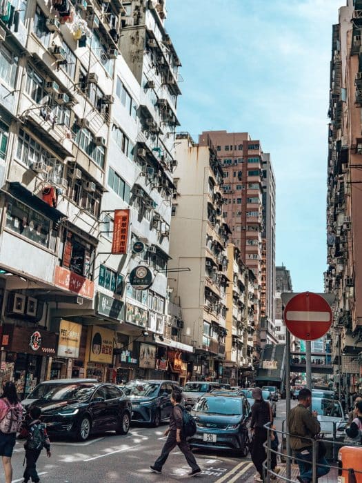 Old buildings and busy streets in Kowloon, Hong Kong Itinerary