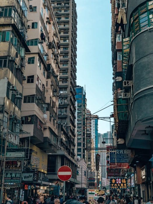 Old buildings and busy streets in Kowloon, Hong Kong Itinerary