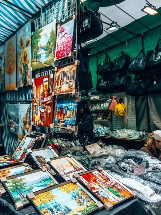 Art and handbags stalls at Ladies Market, Hong Kong Itinerary